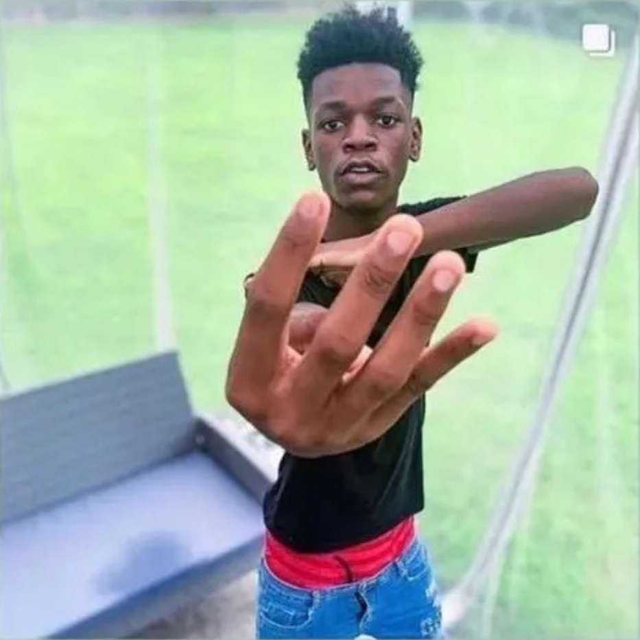 Black Boi holding up 4 fingers  Meme Preview Image