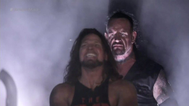 Guy behind another guy  Meme Template